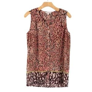 CAbi - Beguile Leopard Button Up Sleeveless V-Neck Tunic Top size medium